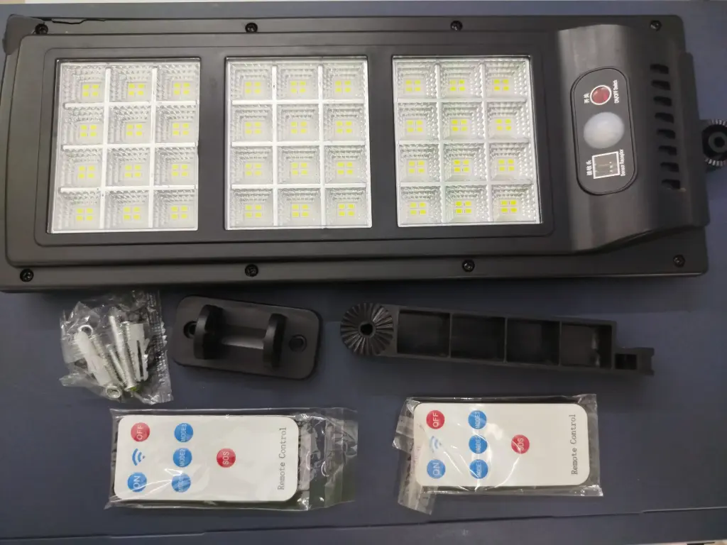 Lámpara solar exterior 